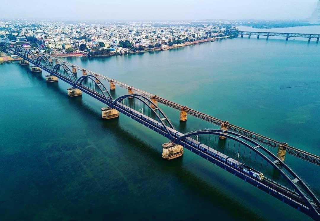 Hyderabad To Rajahmundry Tempo Traveller